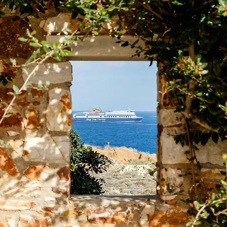 Aegean View מלון